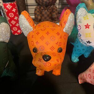 Custom‎ Diamond Dog